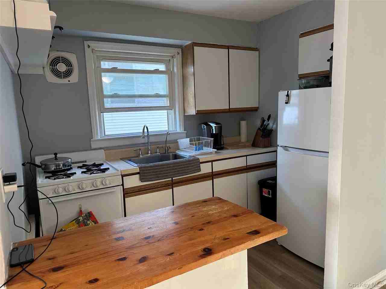 570 E Broadway #2A - Photo 3 of 6