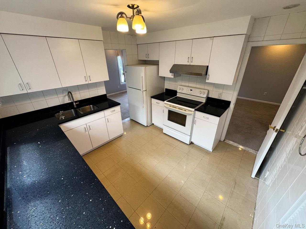 1580 Waters Edge Dr #2 - Photo 2 of 21