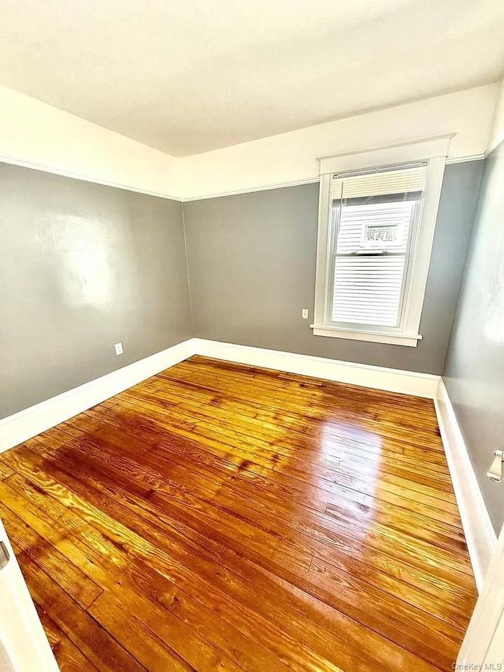 30 Manitou Ave #2 - Photo 7 of 23