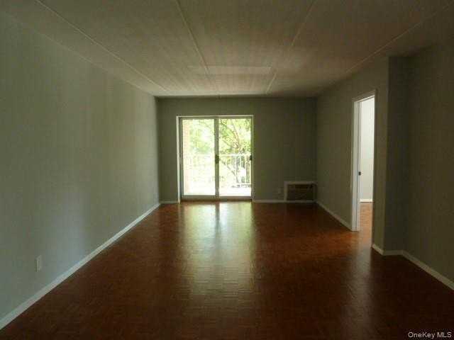 416 Benedict Ave #1G - Photo 3 of 18