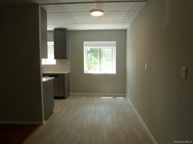416 Benedict Ave #1G - Photo 6 of 18