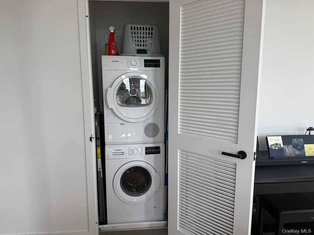 482 Kent Ave #1108 - Photo 5 of 6