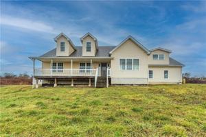 featured image of 66 Mulberry Ln