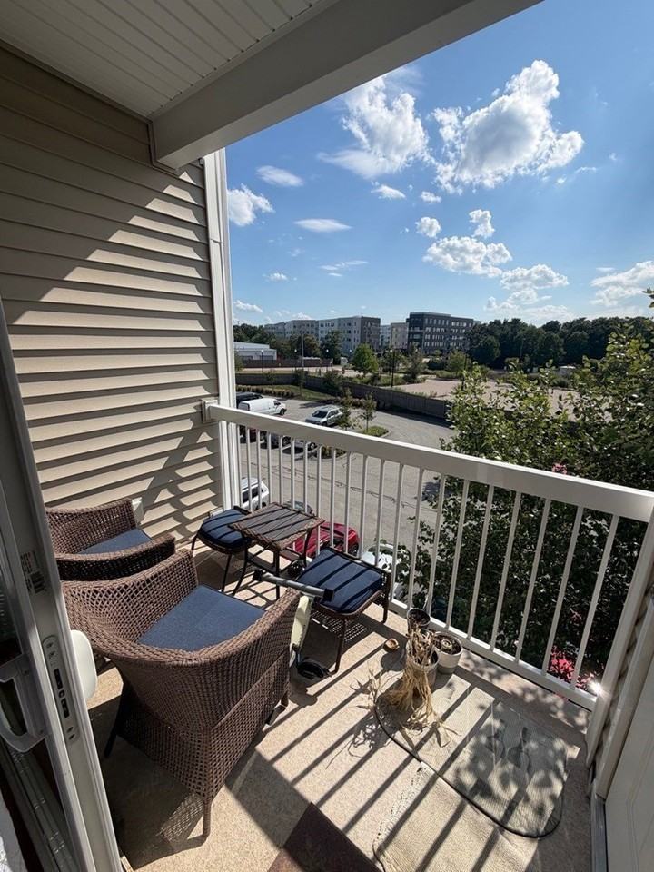 70 Trotter Rd #306
