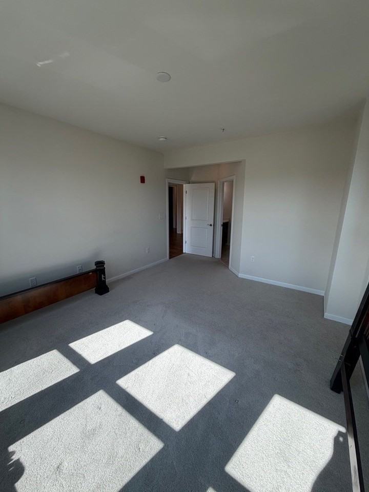 70 Trotter Rd #306 - Photo 7 of 24