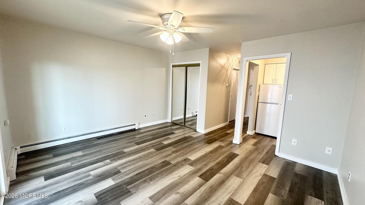 709 Ocean Ave #18 - Photo 7 of 18