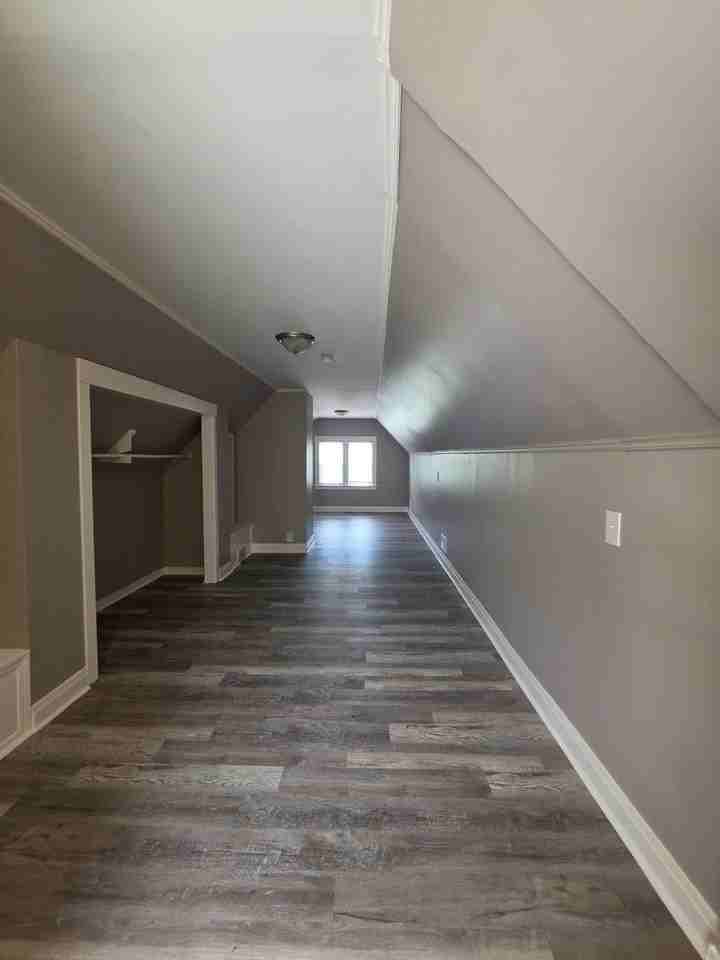 309 E 120th Pl - Photo 7 of 11