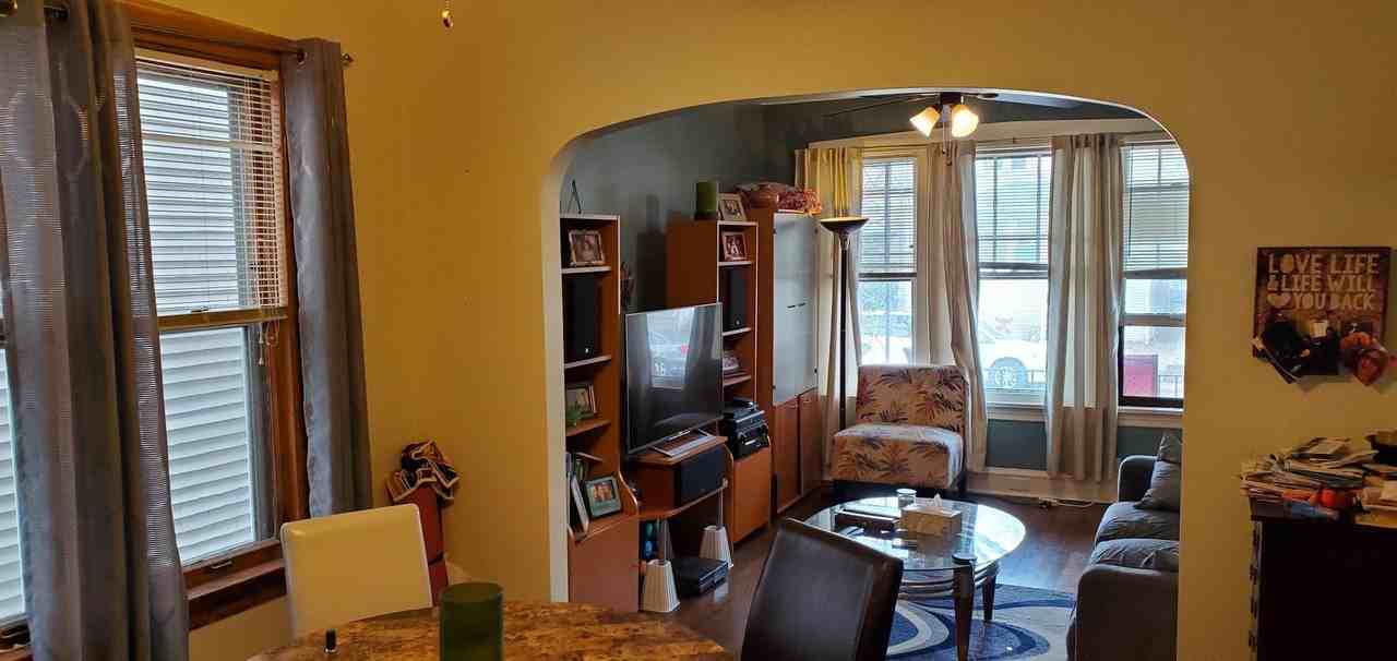 4116 N Maplewood Ave #1 - Photo 5 of 13