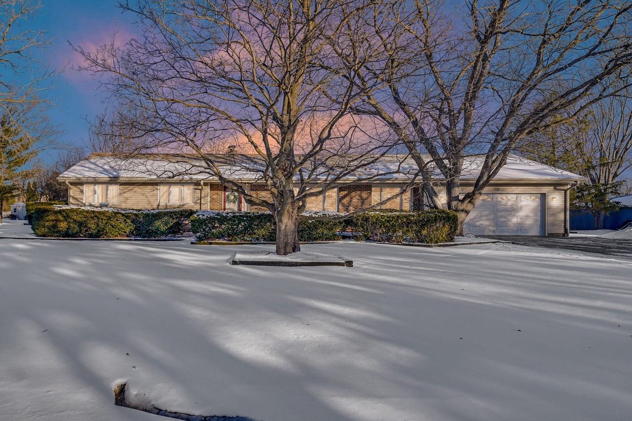 2226 Shannondale Dr - Photo 4 of 8