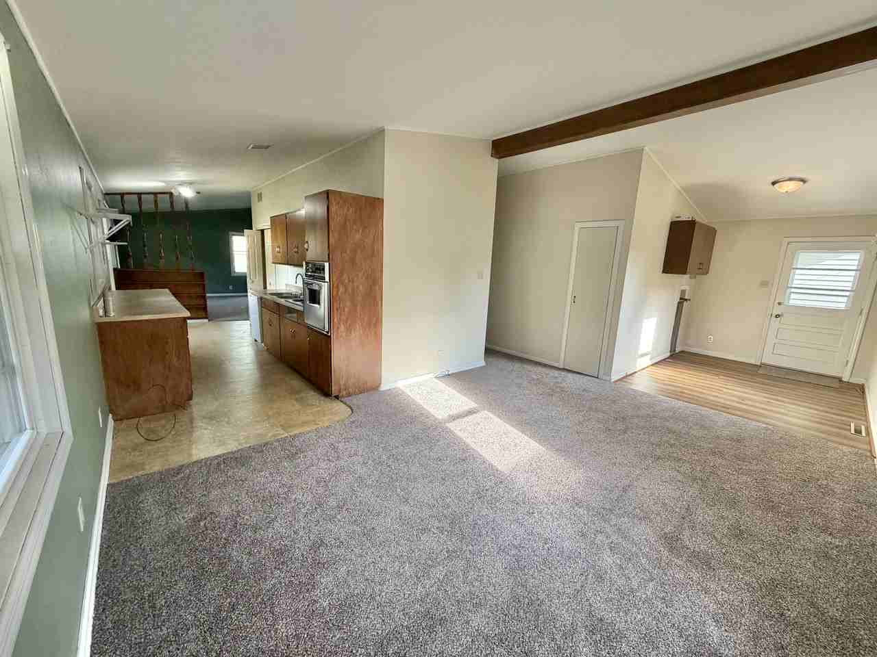 106 W Harmon Dr #1 - Photo 5 of 20