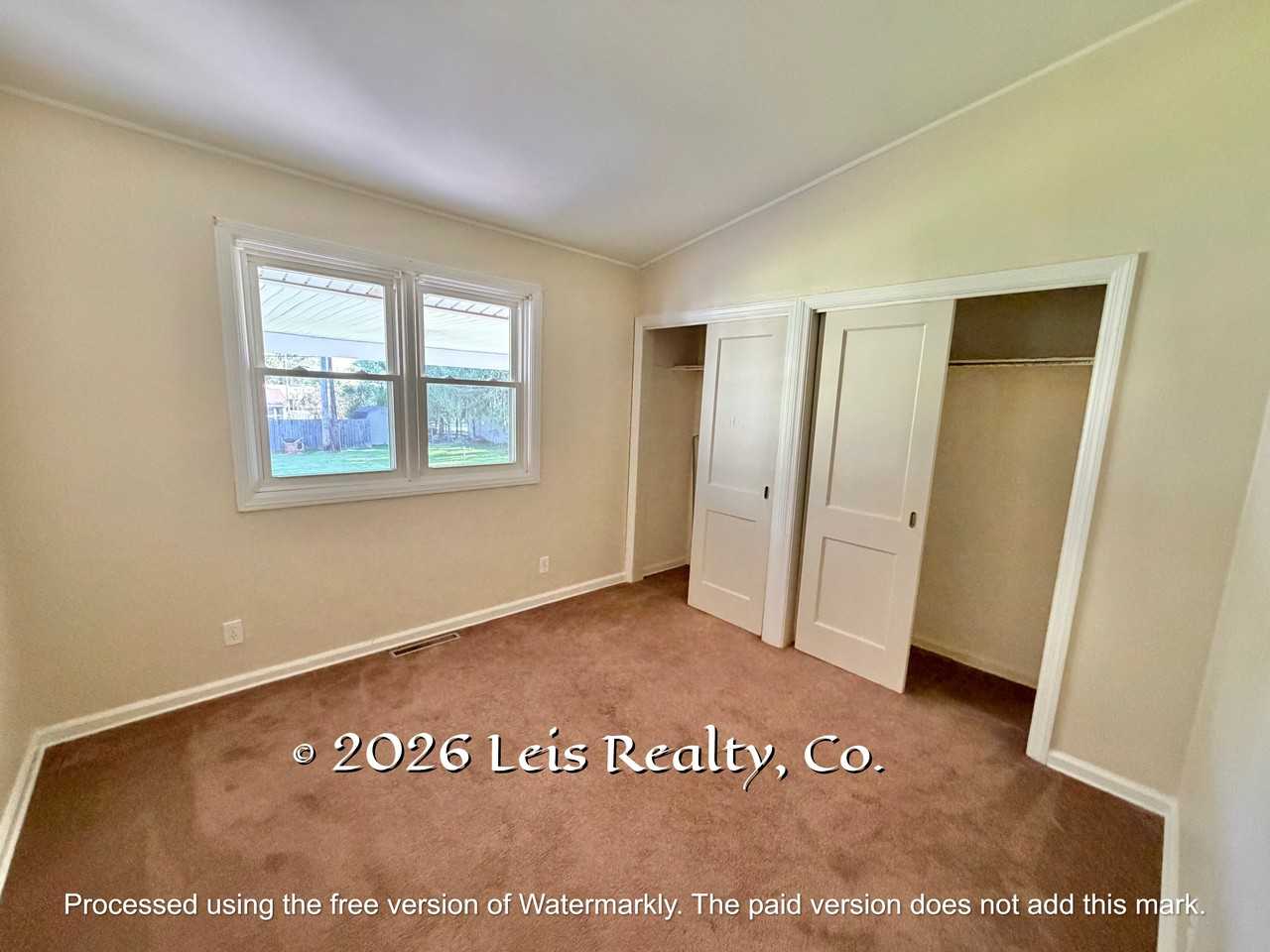 106 W Harmon Dr #1 - Photo 7 of 20