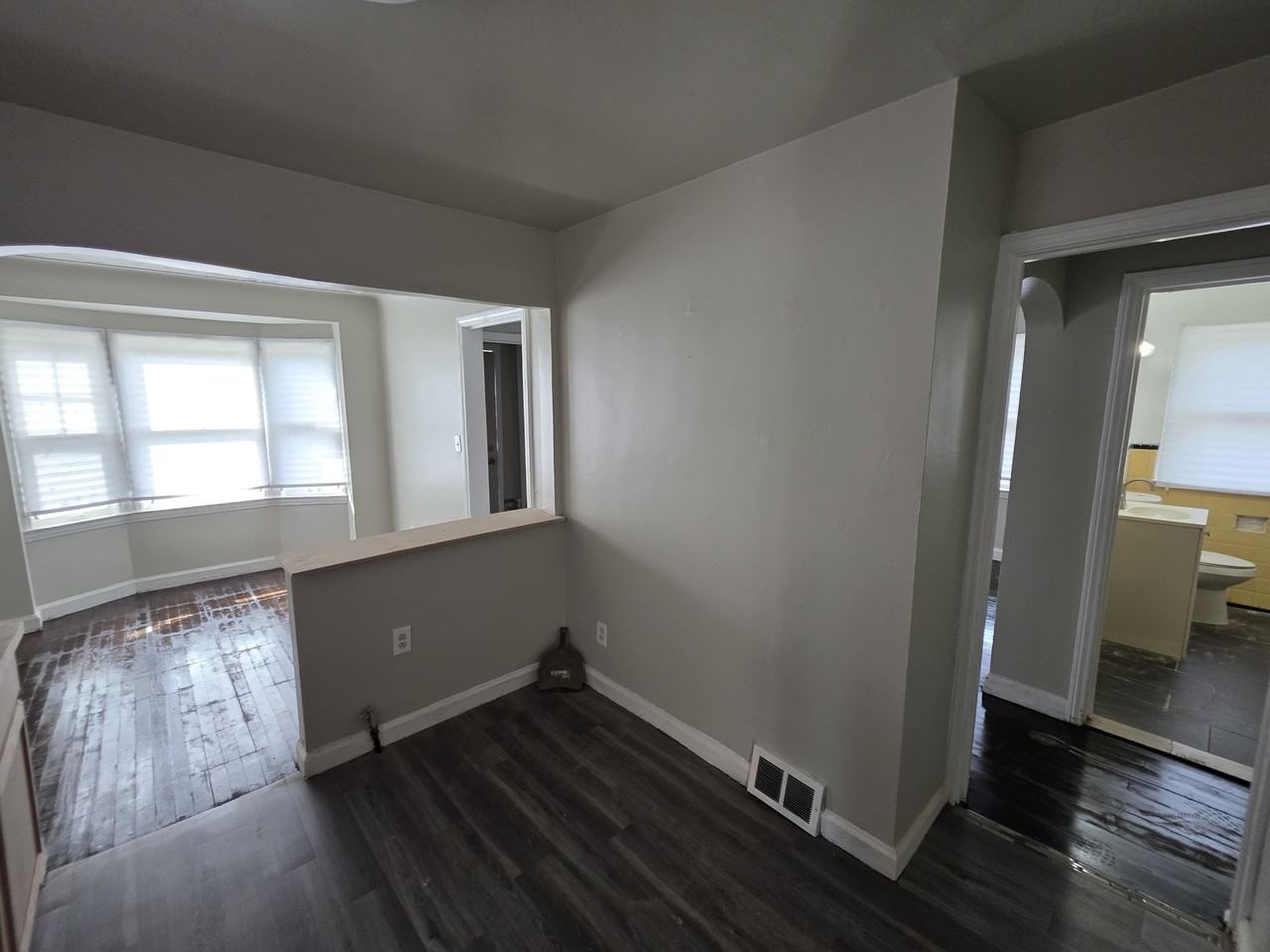 2302 Tyler St #1 - Photo 6 of 50