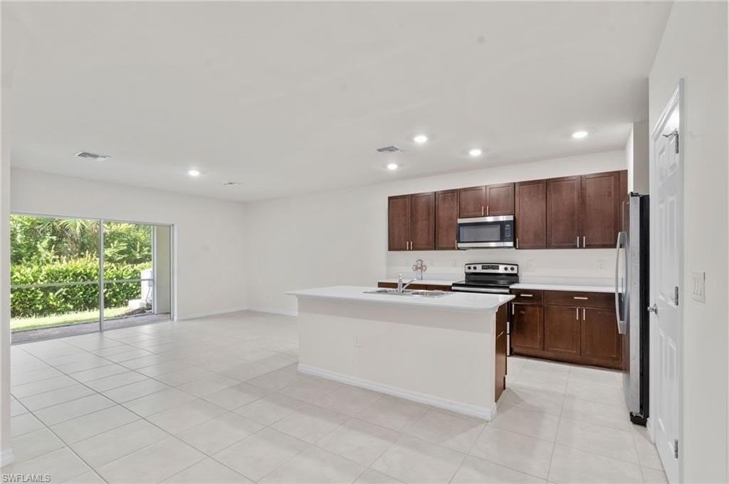 15535 Wildflower Cir - Photo 2 of 33