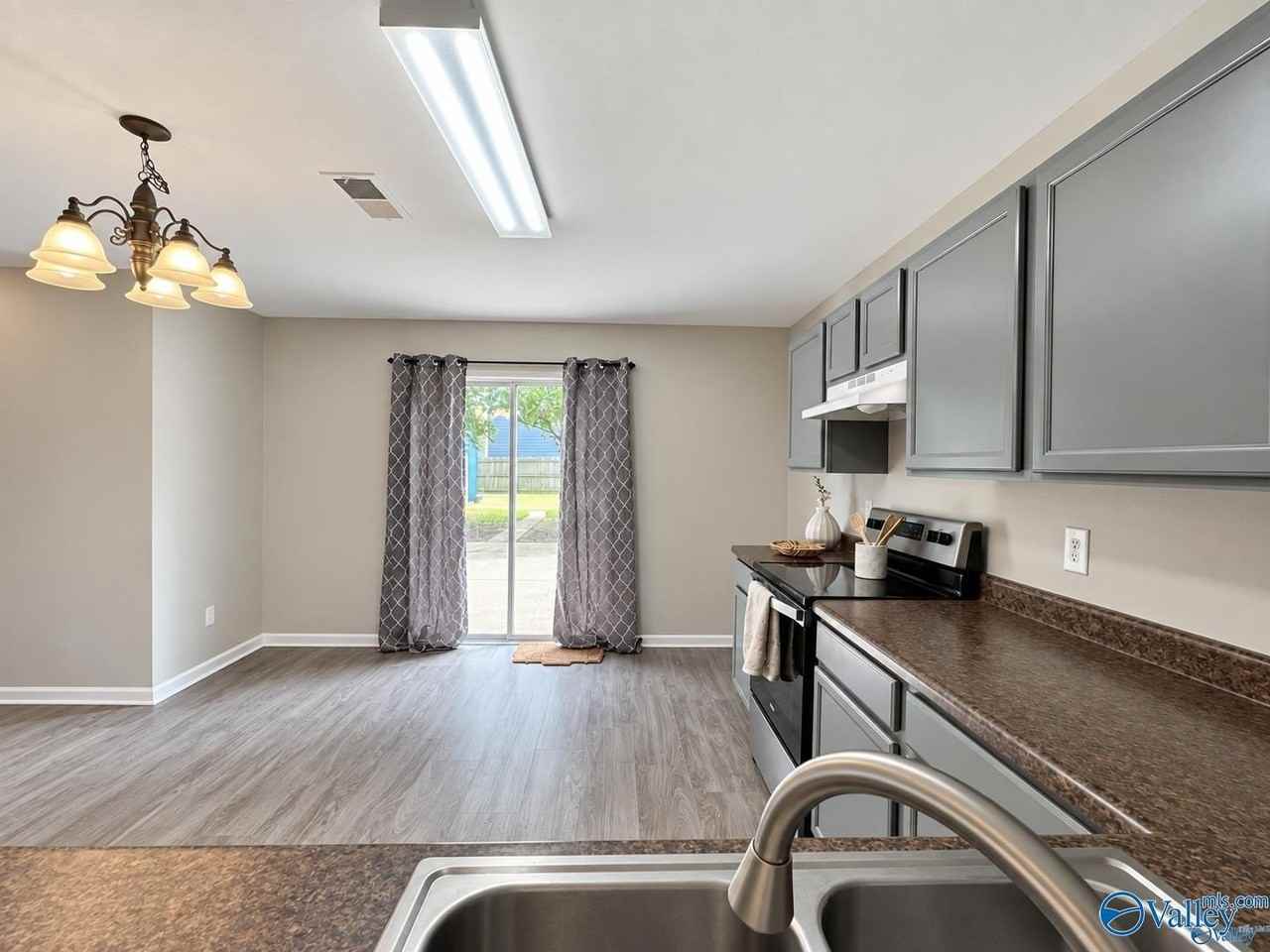 126 Sedgewick Dr - Photo 6 of 17