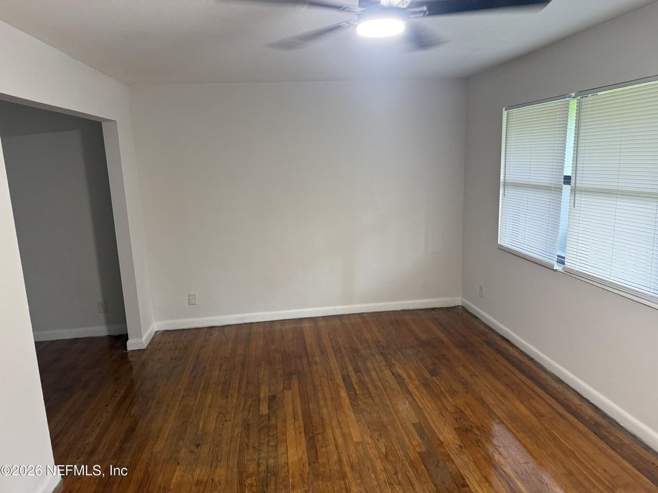 7244 Sandhurst Rd S - Photo 2 of 12