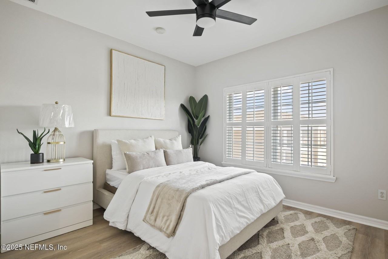 509 N Market St - Photo 7 of 13