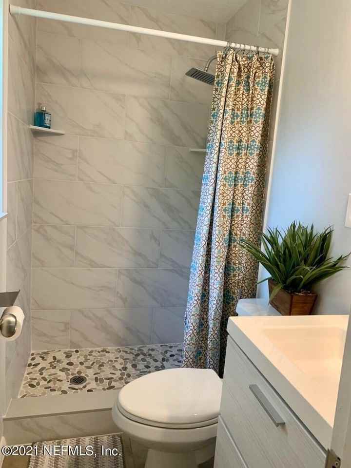 8009 Arble Dr - Photo 4 of 12