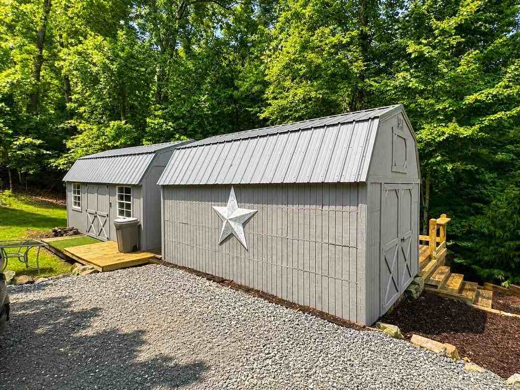 181 Cindy Ln - Photo 2 of 19