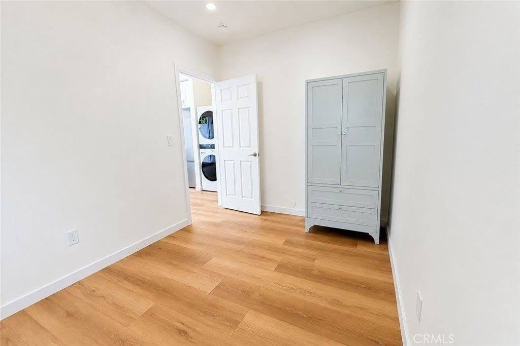 7938 Lurline Ave - Photo 5 of 9