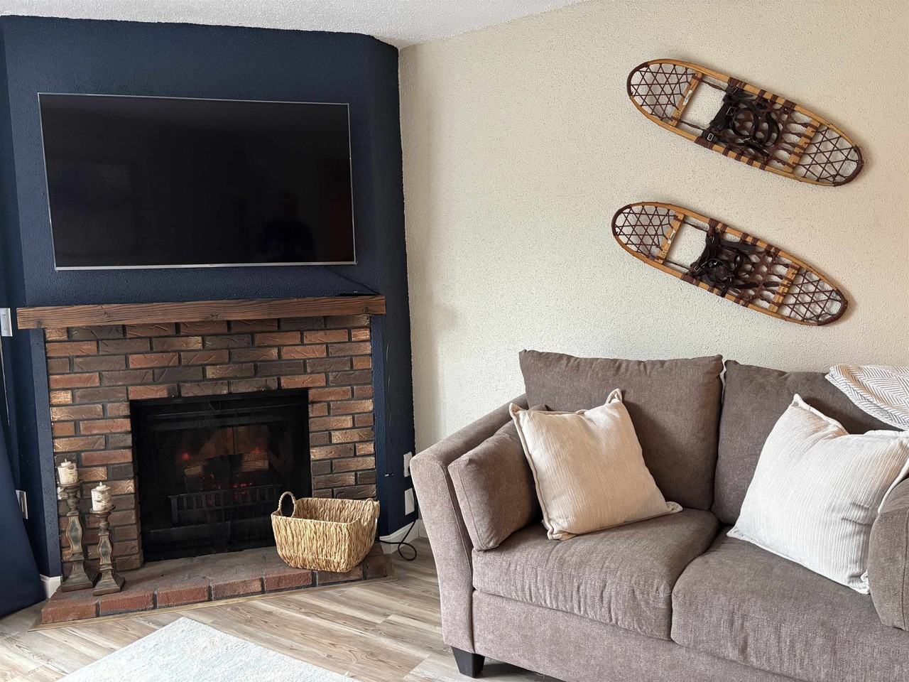 8 Emerson Way #E4 - Photo 5 of 19