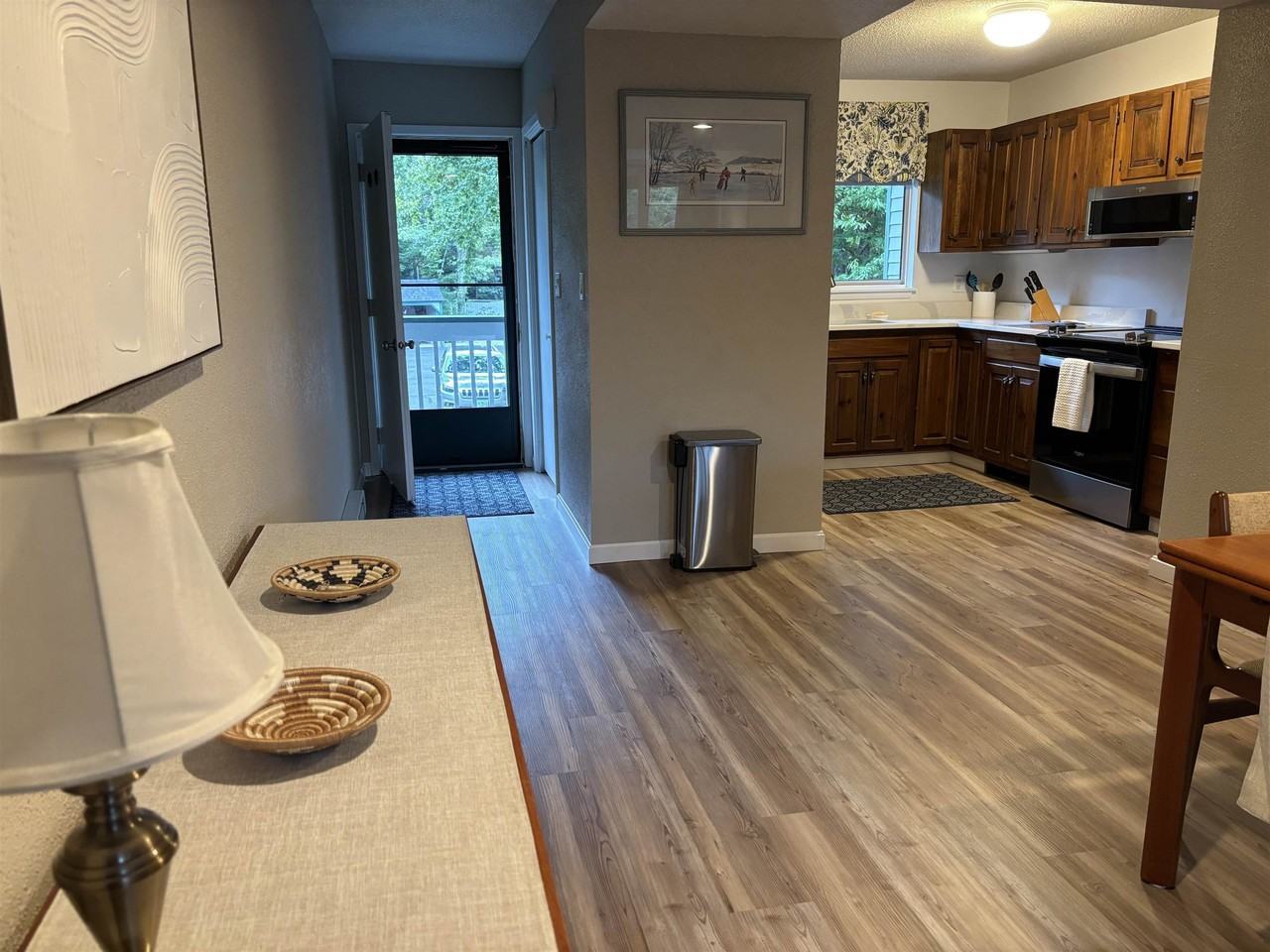 8 Emerson Way #E4 - Photo 7 of 19