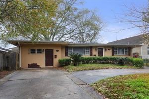 featured image of 1012 Roosevelt Blvd