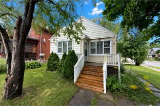538 Quebec Street #Upper - Photo 1 of 1
