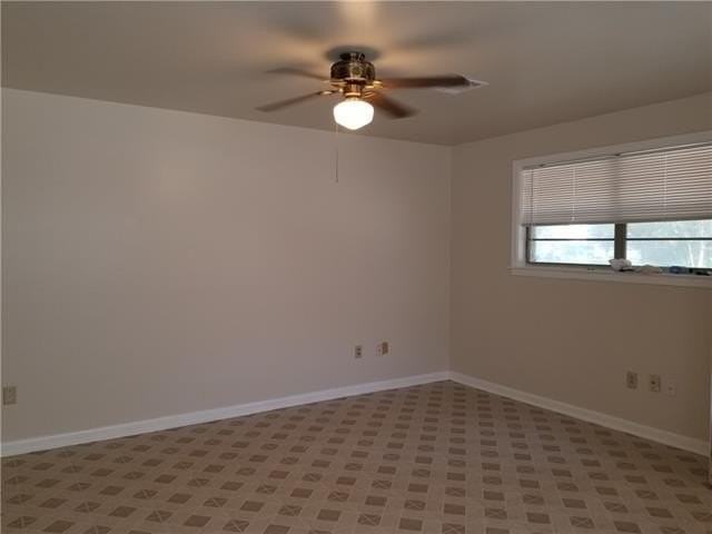 236 Dodge Ave - Photo 2 of 9