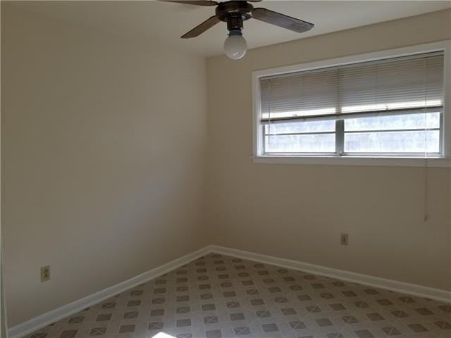 236 Dodge Ave - Photo 7 of 9