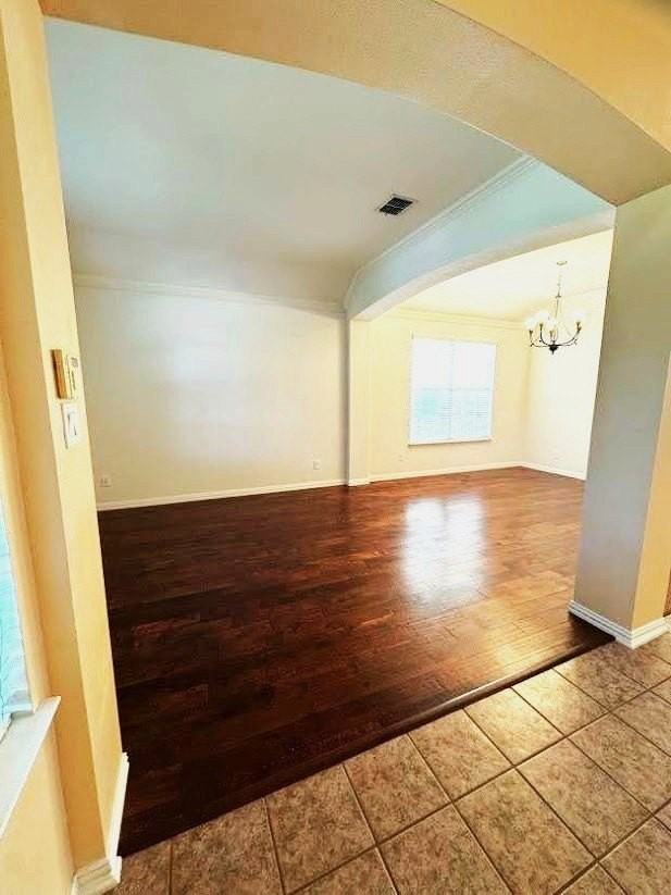 4501 Brenda Dr - Photo 3 of 35