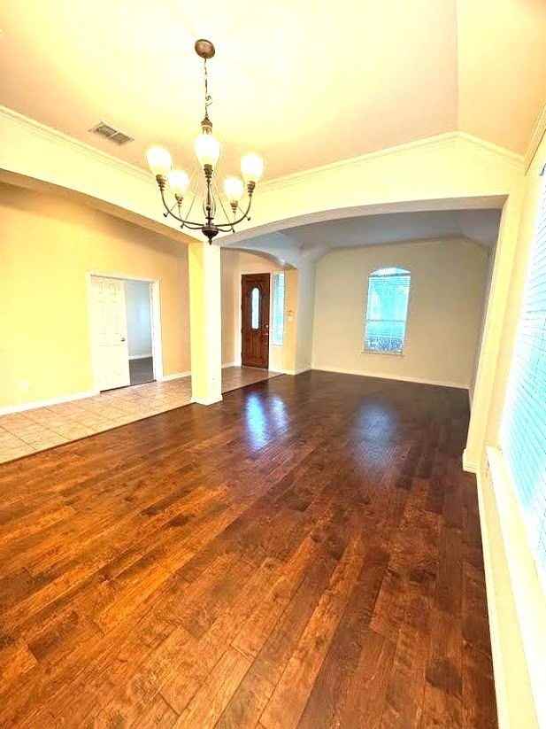 4501 Brenda Dr - Photo 4 of 35