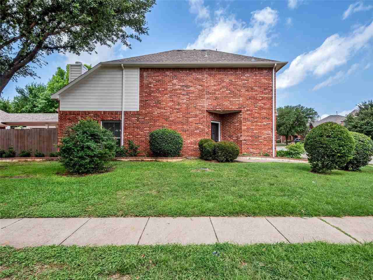 114 Constitution Dr - Photo 5 of 28
