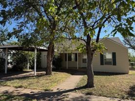 1841 Oak St - Photo 1 of 1