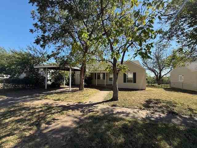 1841 Oak St - Photo 2 of 20