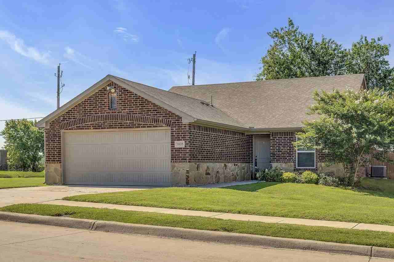 3608 Brookstone Dr - Photo 2 of 30