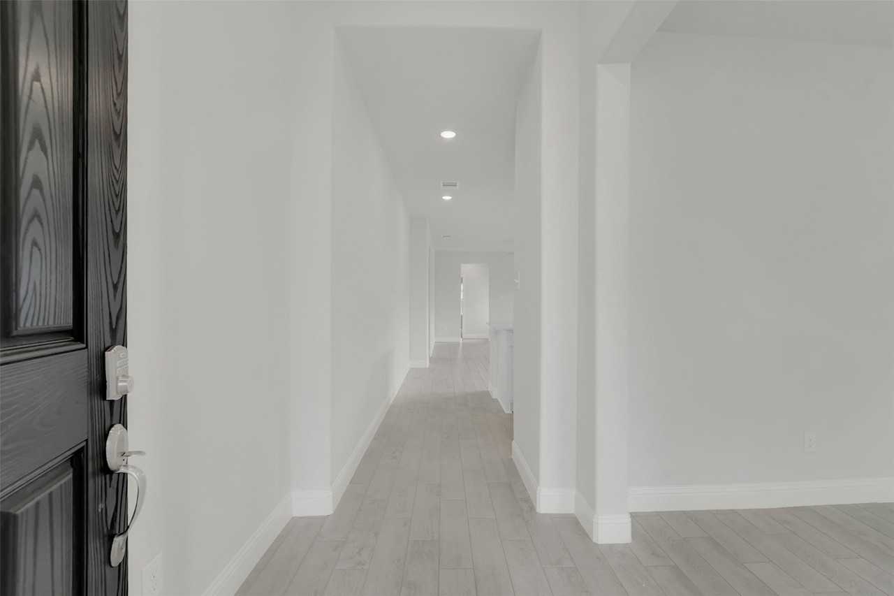 2901 Cantoni Crk - Photo 6 of 38