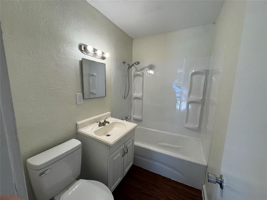 1307 Sheffield Rd - Photo 5 of 15