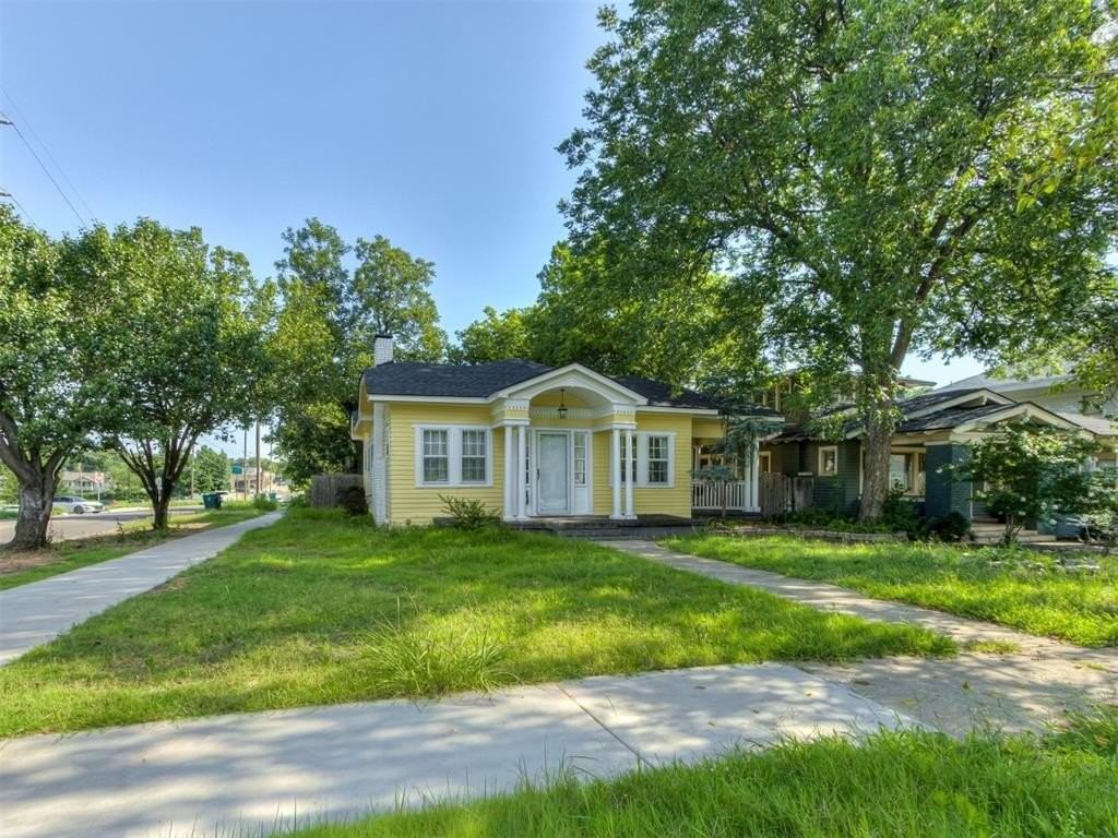 1025 Nw 34th St - Photo 4 of 30