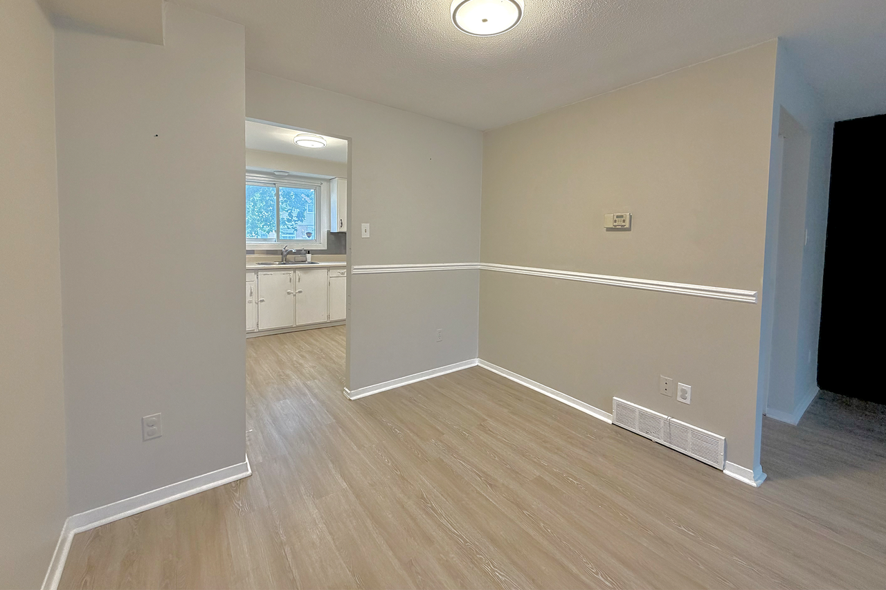 40 Tiffany Drive #60 - Photo 7 of 24