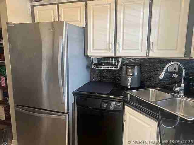 1943 Sw Palm City Rd #22F - Photo 4 of 21