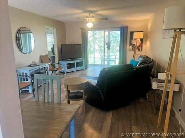 1943 Sw Palm City Rd #22F - Photo 6 of 21