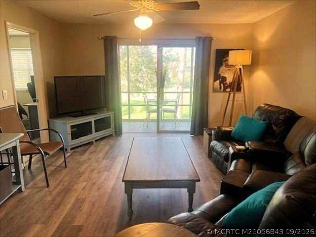 1943 Sw Palm City Rd #22F - Photo 7 of 21