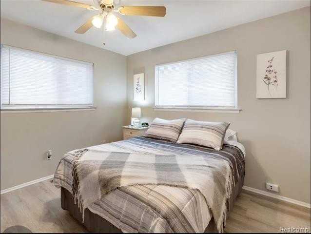 798 Adams St - Photo 7 of 12