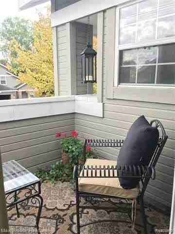 6624 Firestone Ct - Photo 3 of 11