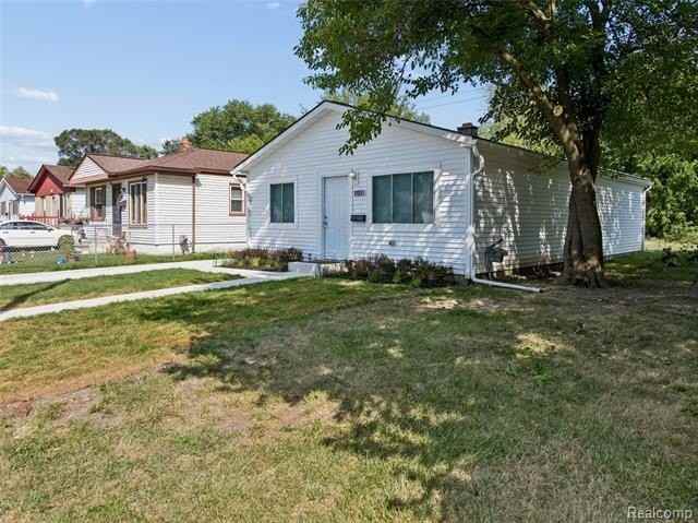 11051 Maxwell Ave - Photo 6 of 31