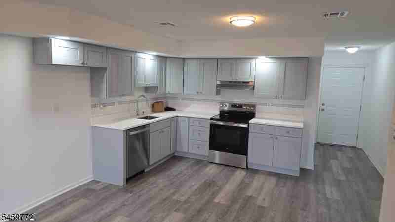 41 Wilson Ave ##4k