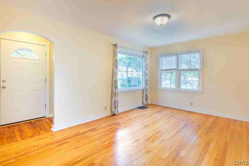 419 Fergerson Ave - Photo 5 of 27