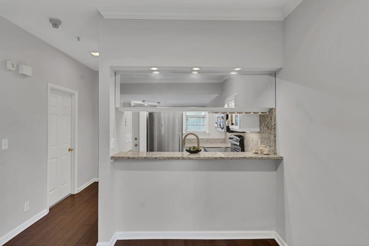 107 W End Pl - Photo 6 of 25