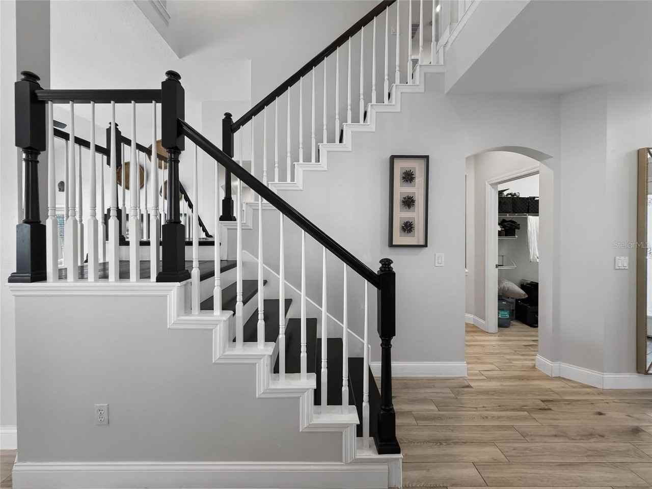 8040 Solitaire Ct - Photo 7 of 50