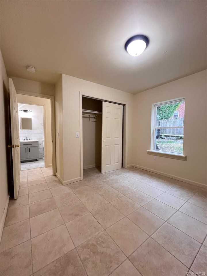 101 Washington St - Photo 6 of 7